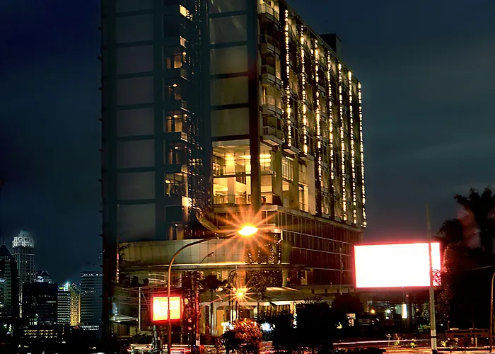 Aston Bellevue Radio Dalam Hotel Jakarta